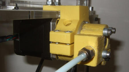 Geared extruder